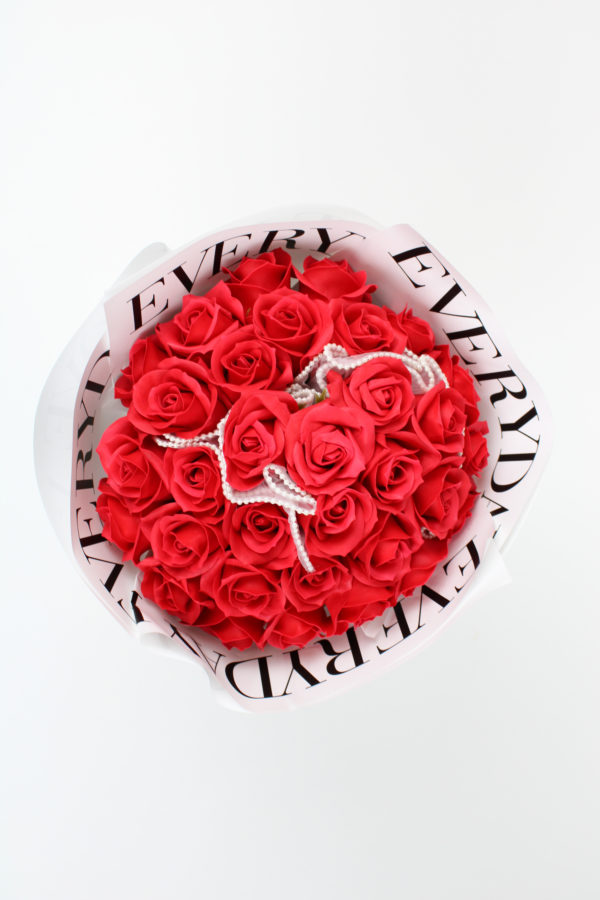 Red Perl Bouquet