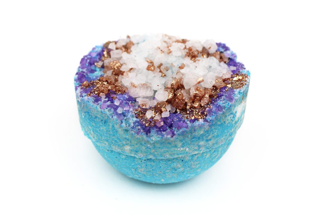 Malibu Dream Crystal Bath Bombs | LS Divine | lsdivine | La Savonnerie Divine