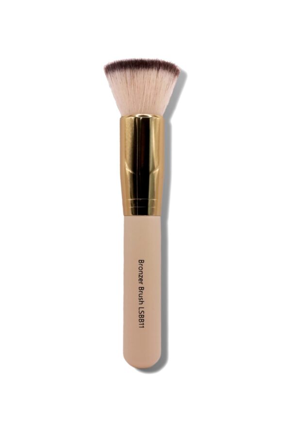 bronzer-brush