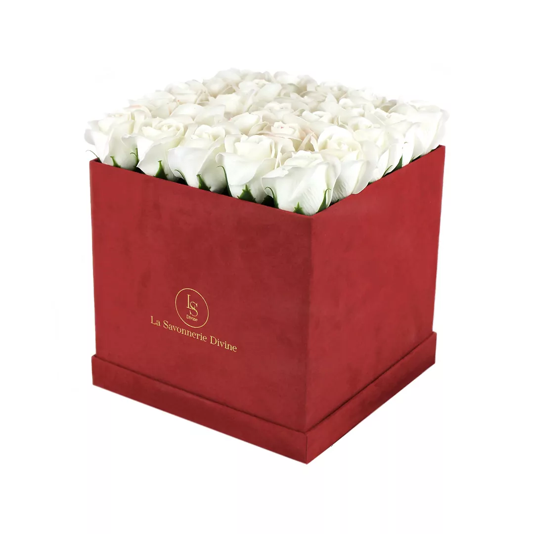 Large Velvet Square Box of Soap Roses / lsdivine